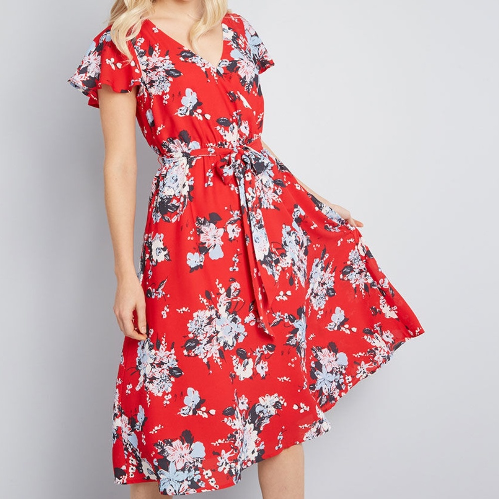 ModCloth Fits of Bliss Short Flare Sleeves Dress